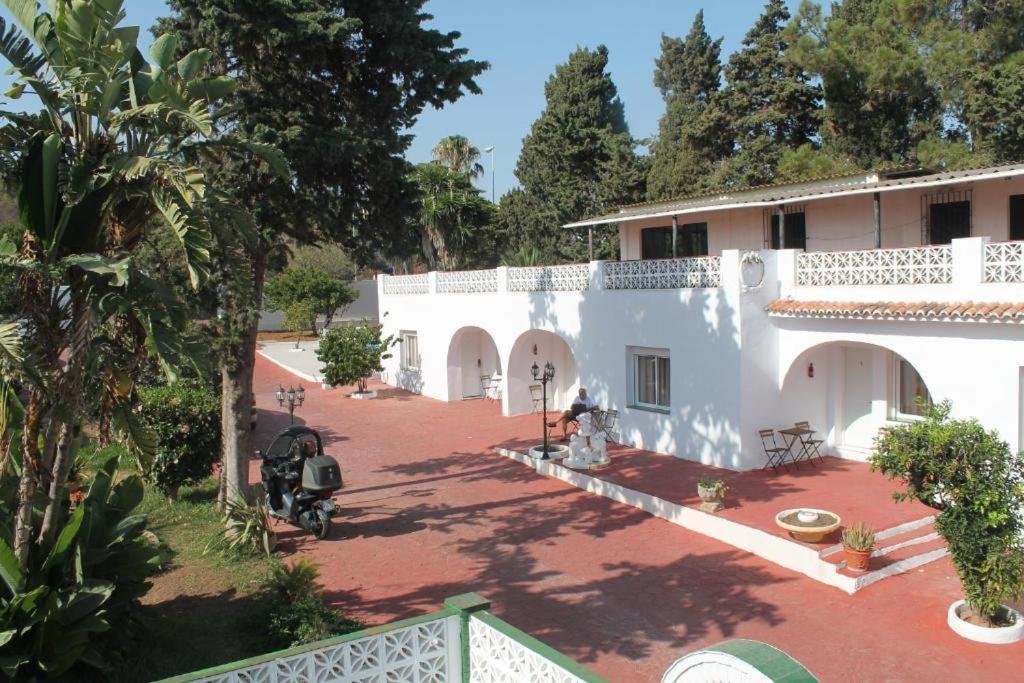 Rancho Grande Hotel Marbella Exterior photo