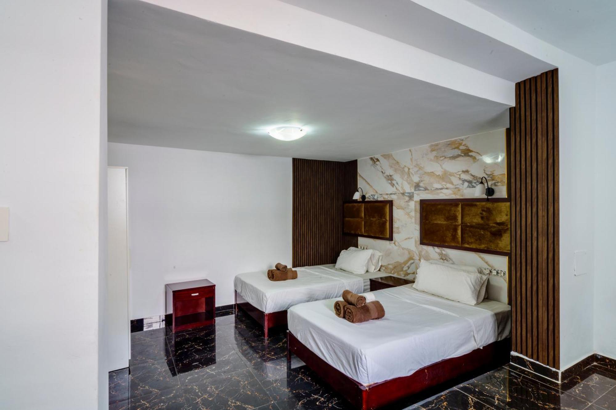 Rancho Grande Hotel Marbella Exterior photo